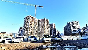 İzmir'de kentsel dönüşüm proje alanları kooperatiflerden teslim alındı