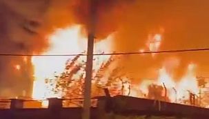 İzmir'de tekstil fabrikasında çıkan yangın kontrol altında