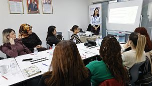 Konak'ta olumlu ebeveynlik için öğretmenlere özel eğitim