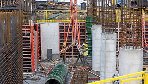 Başkan Mutlu hizmet binasındaki çalışmaları yerinde inceledi