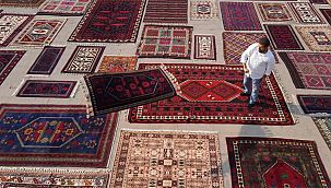 Pazırık'tan Yağcıbedir'e el dokuma halı sergisi 