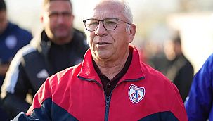 Seyit Mehmet Özkan: "Hareketsiz toplumlar yok olmaya mahkumdur"