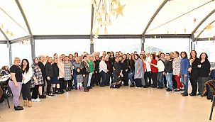 Çiğli Belediyesi'nden kadın kursiyerlere anlamlı buluşma