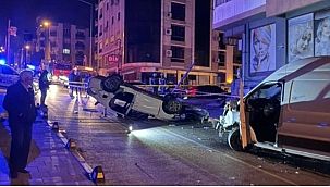 İzmir'de feci kaza: 2 ölü, 2 tutuklama