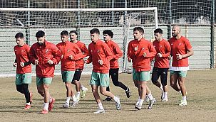 Karşıyaka'da futbolcular antrenmana çıkmadı