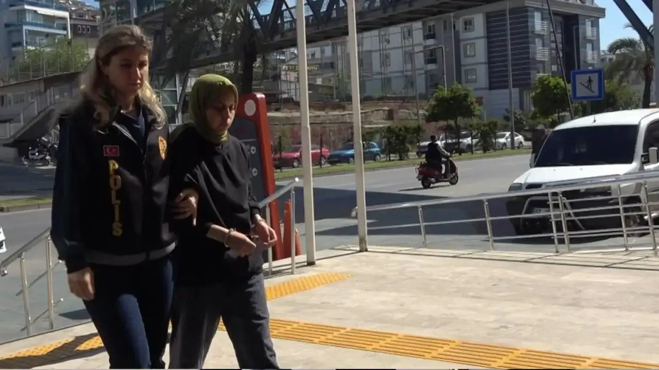 36 günlük bebeğini pencereden atan anne tutuklandı