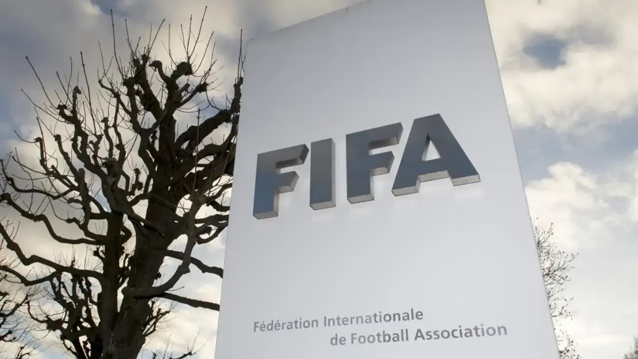 FIFA, 8 Türk kulübüne transfer yasağı getirdi