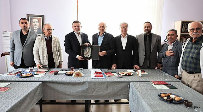 Başkan Saygılı'dan Çiğli Harmandalı Cem Evi'ne ziyaret 