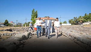 Tugay, Eski Smyrna kazılarını yerinde gördü