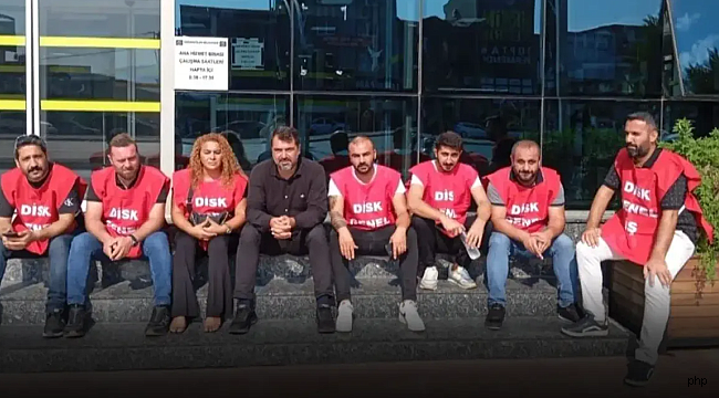 Karabağlar Belediyesi'nde işçilerden oturma eylemi