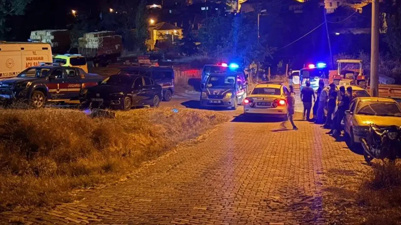 Önce eşini sonra kendini öldürdü