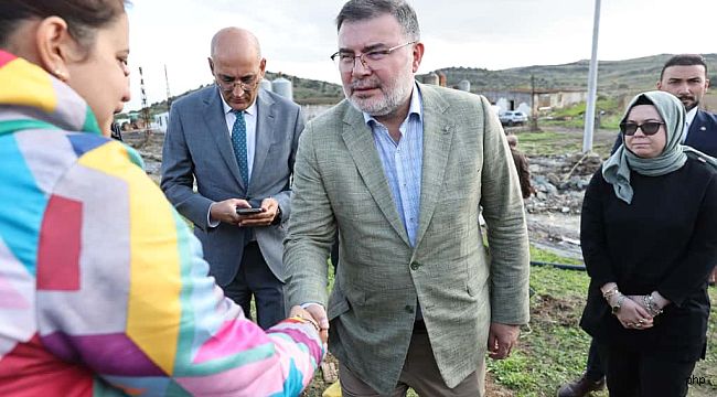 Başkan Saygılı, Foça'da vatandaşları yalnız bırakmadı!