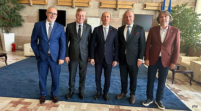 Bükreş'te Cumhuriyet Gecesi