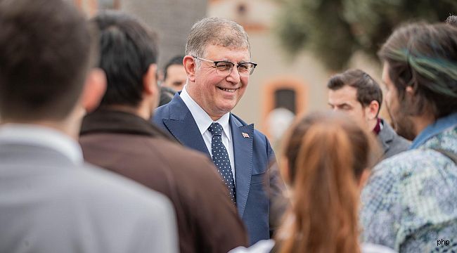 "İzmir Seninle" gönüllü mentörlerini arıyor