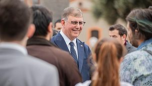 "İzmir Seninle" gönüllü mentörlerini arıyor