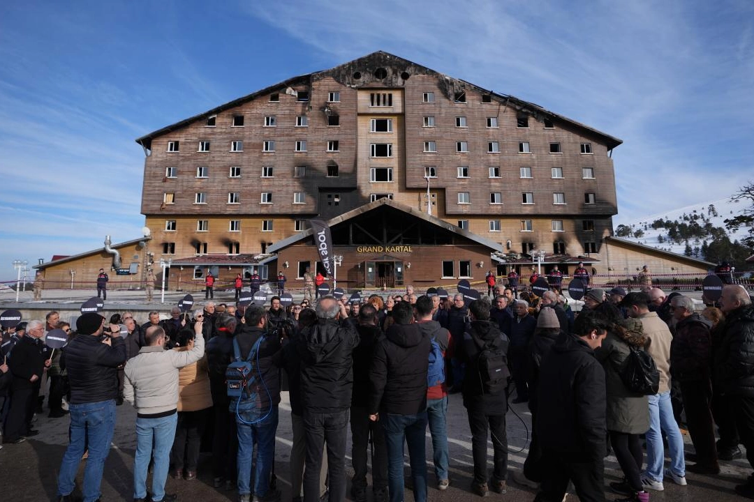 Otel yangını davasında 11 sanığa ağırlaştırılmış müebbet