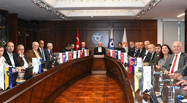 İzmir Kulüpleri, Kent Ekonomisinin Lokomotifi Olabilir