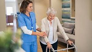 Evde Bakım Yardımı Hesaplara Yatırılmaya Başlandı