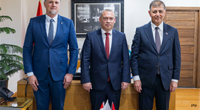 İzmir-Macaristan hattında "kardeş kent" ilişkisinin temelleri atıldı 