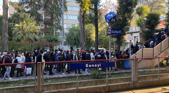 Raydan Çıkma Olayı Sonrası İzmir Metro Seferleri Normale Döndü