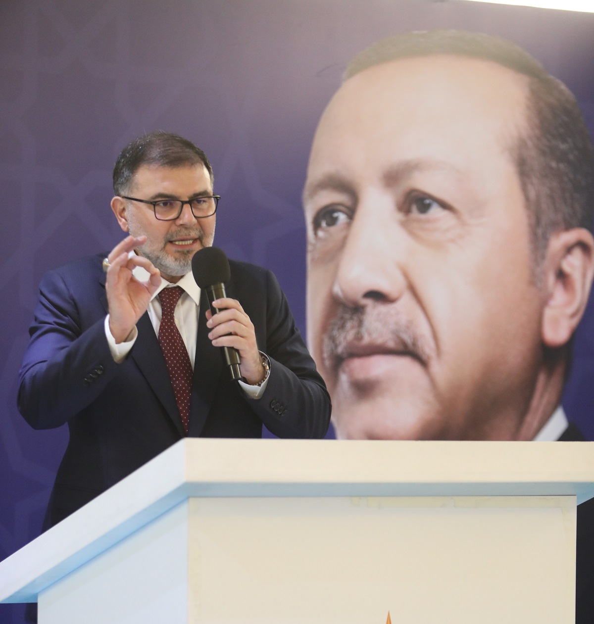 AK Parti İzmir İl Başkanı, CHP'li Polat'ın açıklamalarına yanıt verdi