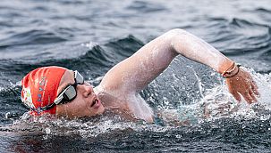 Bengisu Avcı buz yüzme serisine başlıyor