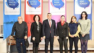 İzmir'de Yerel Demokrasi ve Sivil Toplum Paneli Düzenleniyor