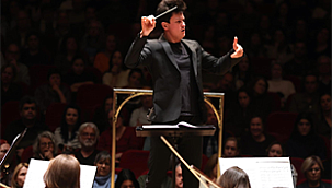 İzmir Oda Orkestrası dünyaca ünlü isimlerle sahnedeydi