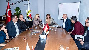 Milletvekili Şebnem Bursalı'dan İGC'ye ziyaret