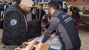 Yangın ve Selden Etkilenen Üreticilere Tam Teşekküllü Arıcılık Paketi Desteği