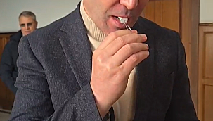 Bükreş'te aktivistin yaptığı hızlı test tartışma yarattı