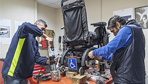 İzmir'den engellilere "özgürlük istasyonu"