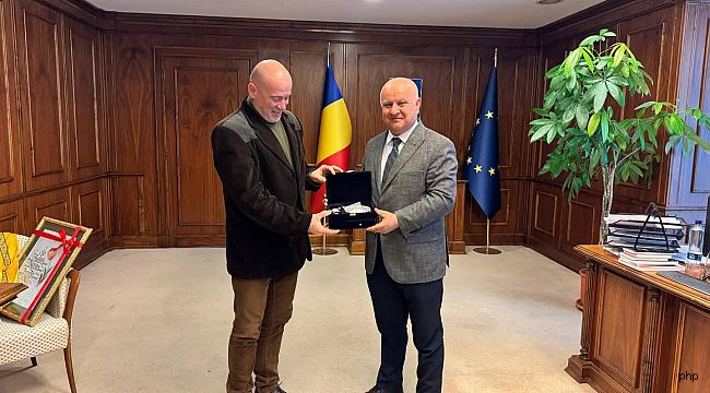 Romanya–Türkiye iş birliği Bükreş'te masaya yatırıldı