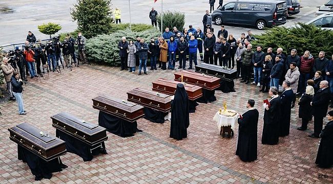 Timișoara'daki Dini Törenin Ardından Tabutlar Yunanistan'a Gönderildi