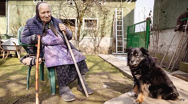 87 yaşındaki anne köy hayatını ve oğlunu anlattı