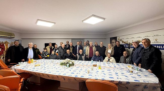 AK Parti Balçova'dan emeklilere iftar buluşması