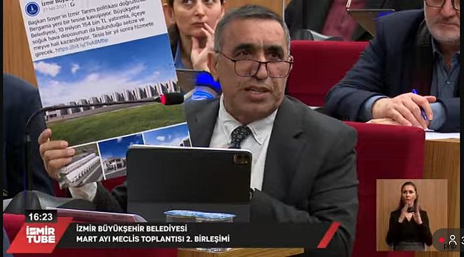 Çöp TIR'ı evin bahçesine girdi