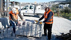 Değirmendere Mahallesi'nde kilit parke taşıyla yol yenileme çalışmaları sürüyor