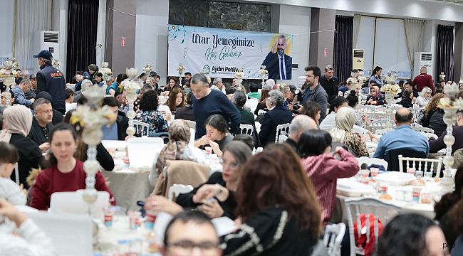 Öğretmenler ve sağlık çalışanları iftarda buluştu