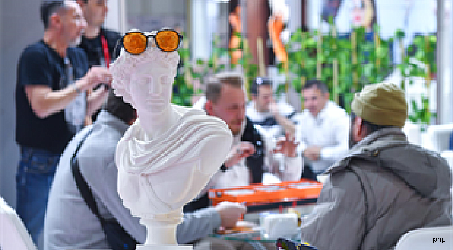 Optic World İzmir kapılarını açıyor