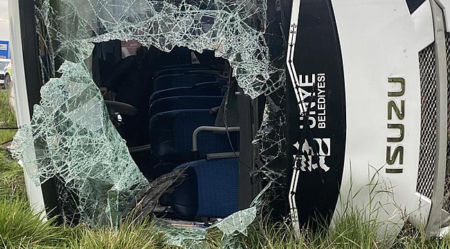 Samsun'da otobüs devrildi, 11 kişi yaralandı