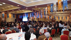 AK Parti İzmir'de Mahalle Başkanları Toplantıları Başladı