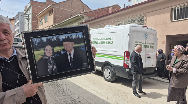Eskişehir'de yaşayan Ocak çifti peş peşe hayatını kaybetti