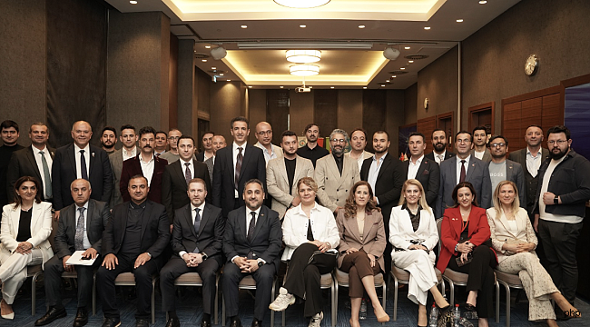 İzmir'de Azerbaycan'ın yatırım fırsatları tanıtıldı