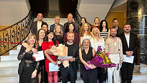 İzmir'de "İzmir'in Sinematik Mekânları" sergisi yoğun ilgi gördü