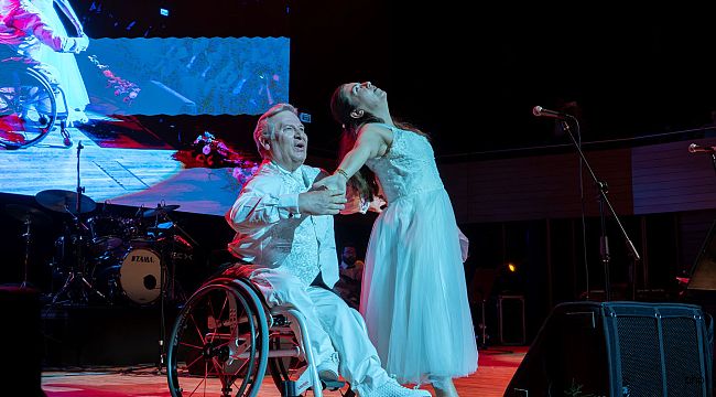 Kansere Karşı Kazananlar Aynı Sahneyi Paylaştı