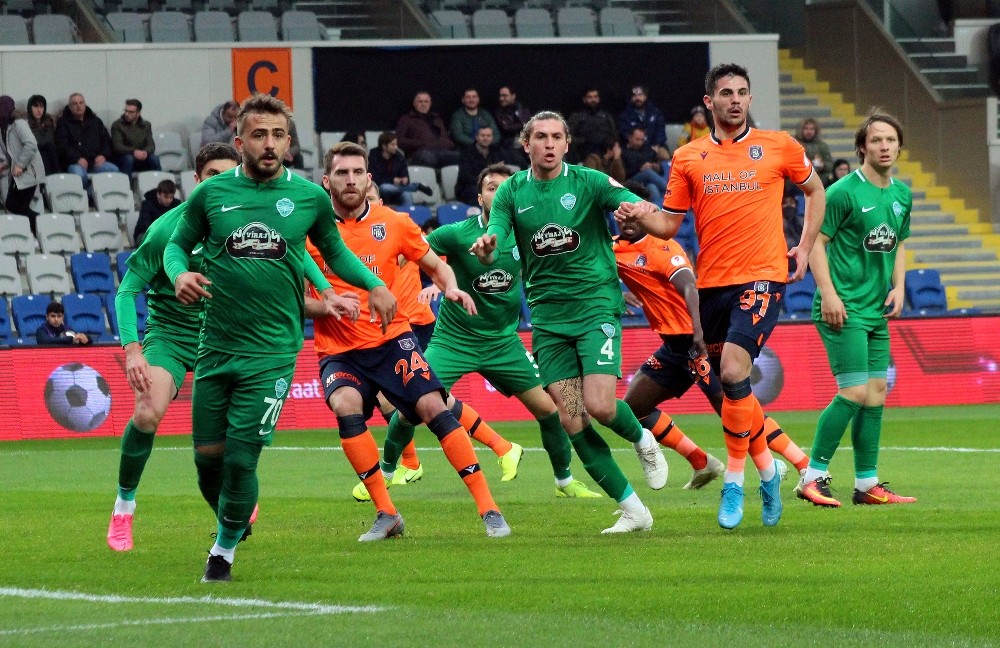 Medipol Başakşehir ile GMG Kırklarelispor yenişemedi: 1-1