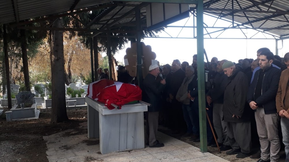 Norveç'te vurulan gencin cenazesi Antalya'da defnedildi