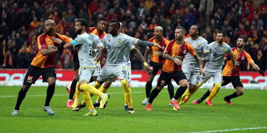 Galatasaray, Malatya'yı penaltıyla geçti
