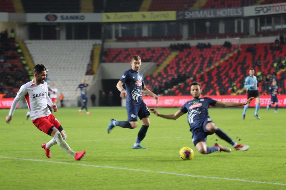 Süper Lig: Gaziantep FK: 2 - Çaykur Rizespor: 0